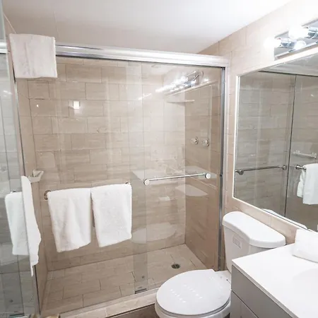 Stay Together Suites - Penthouse On The Strip Sleeps 20 - No Resort Fee-2