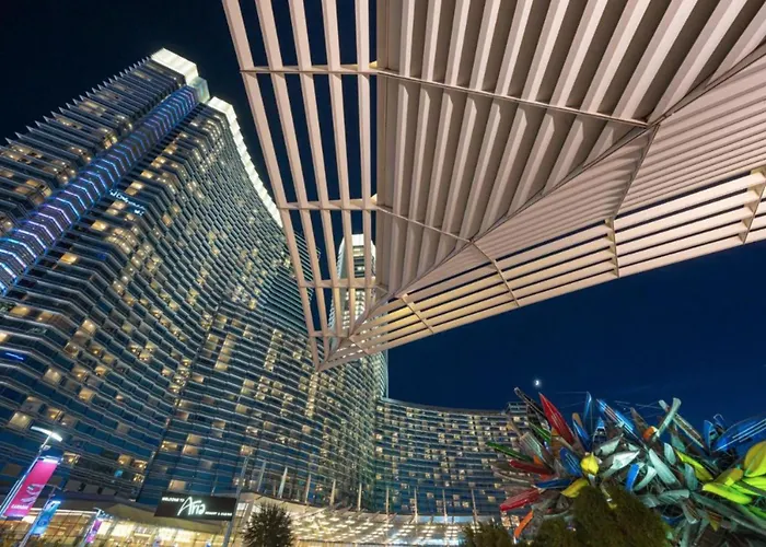Vdara Beautiful Suite On 22Nd Flr Free Valet Parking Las Vegas